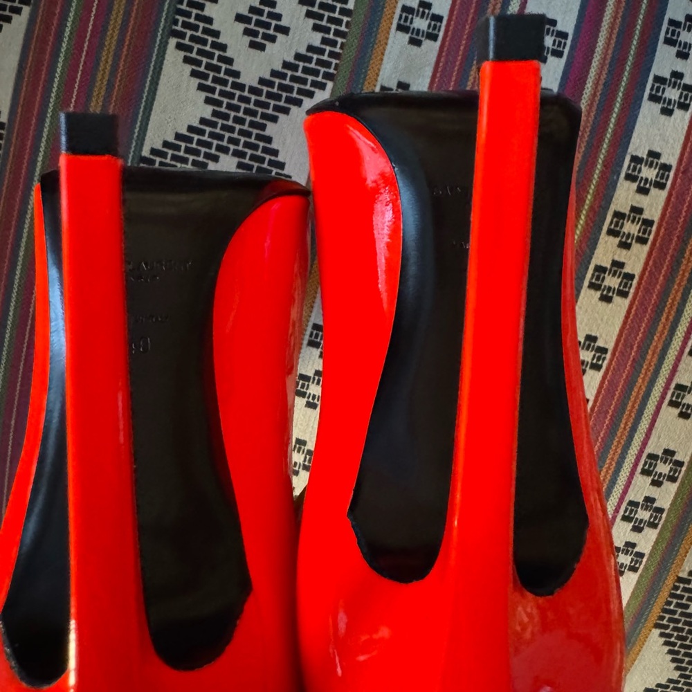 Saint Laurent Glossy Patent Leather Red Orange Heels 40Europe 9.5 US - Picture 14 of 16